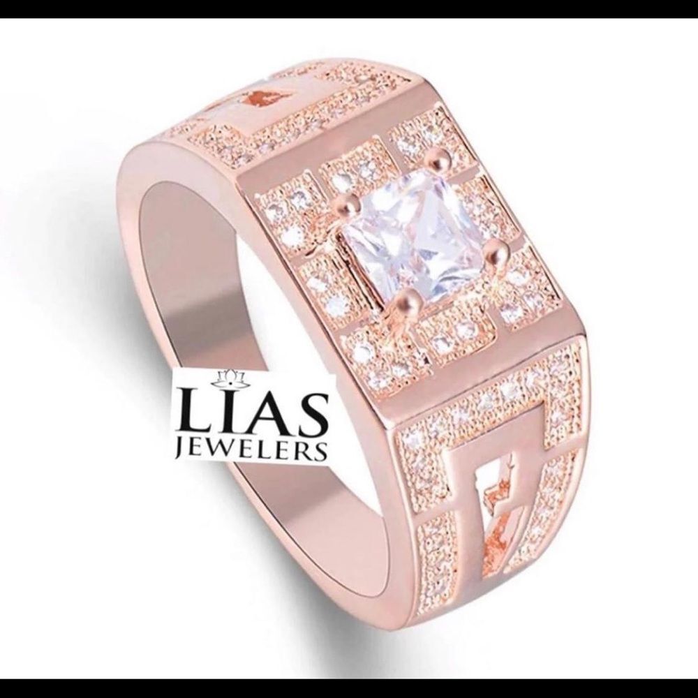 New 18k rose gold men wedding ring